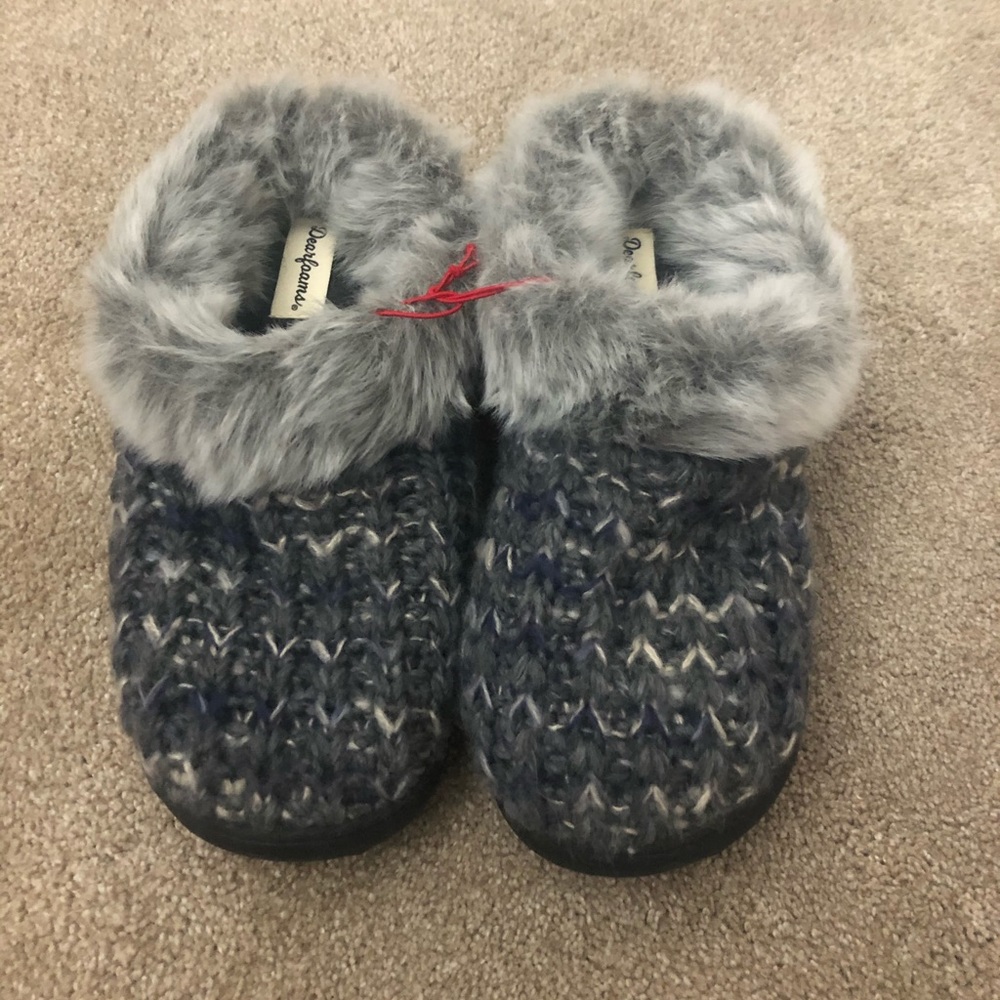 Dearfoams Slippers with Memory Foam